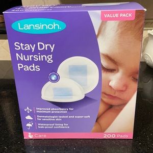 Lansinoh Stay Dry Nursing Pads